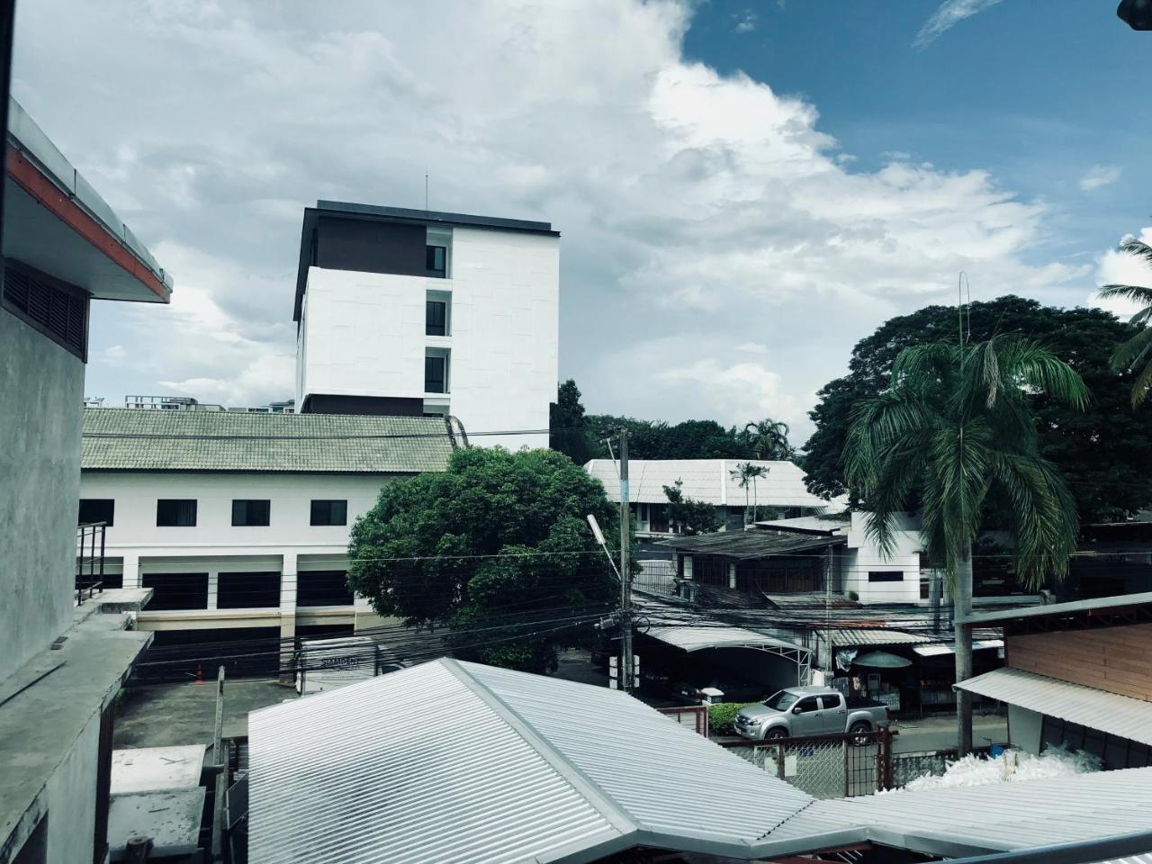 Lis Nimman Hotel Chiang Mai Exterior photo