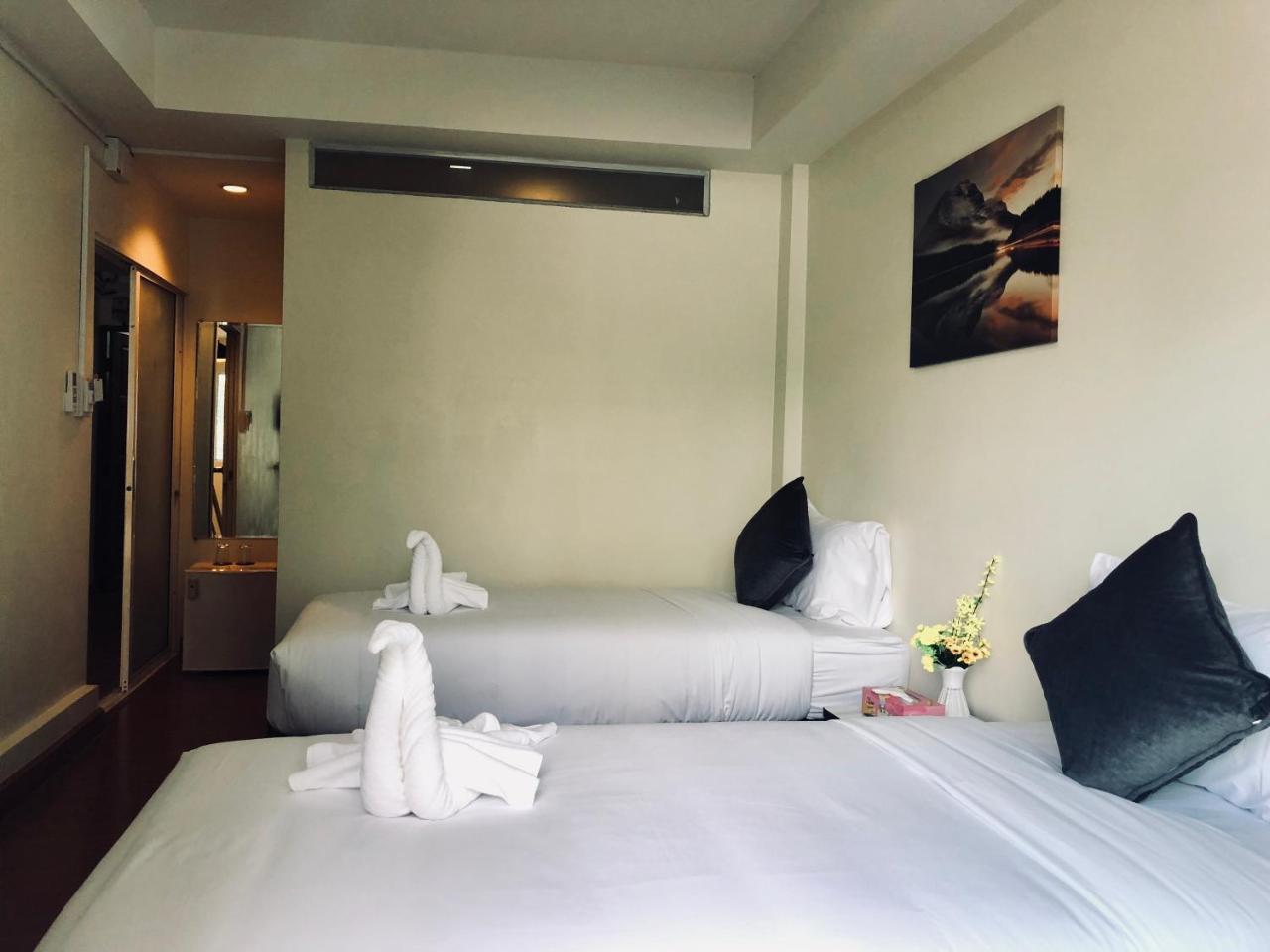 Lis Nimman Hotel Chiang Mai Exterior photo